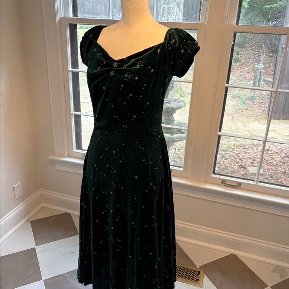 Green Velvet Collectif dress NWT straight from the UK. - Picture 3 of 9